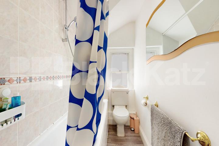 perfectly located within the financial district in City Of London area Cornhill, City Of London